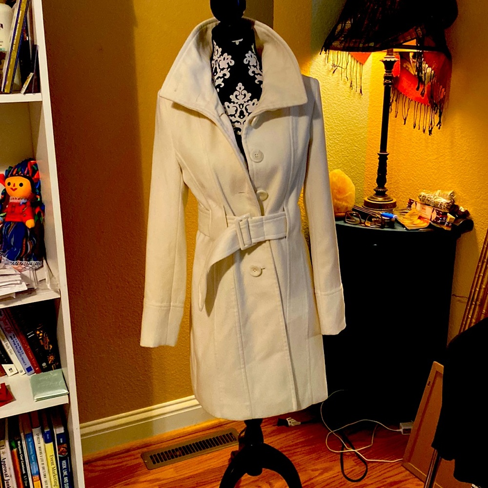 Cream trench coat with removable belt